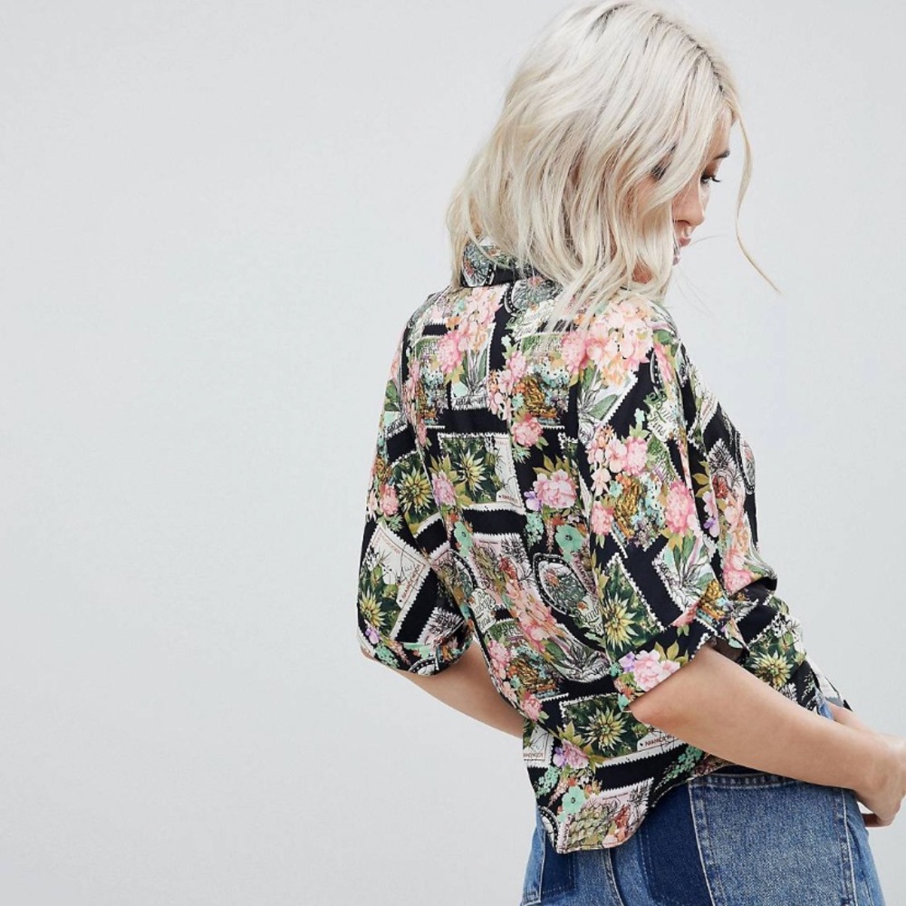 ASOS DESIGN Tie Front Shirt in Postcard Print - Picture 3 of 8